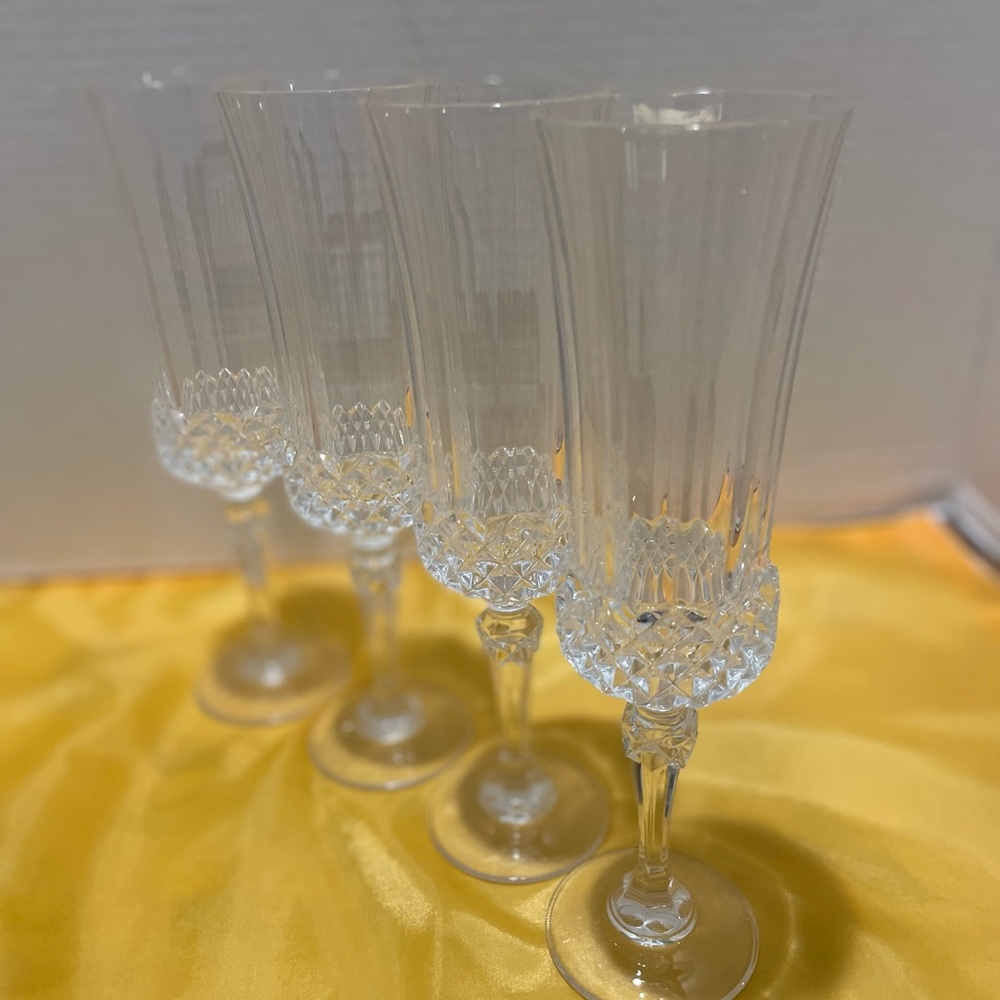 Cristal D'Arques LONGCHAMP  Stemwear Champagne Flutes 24% Lead Crystal